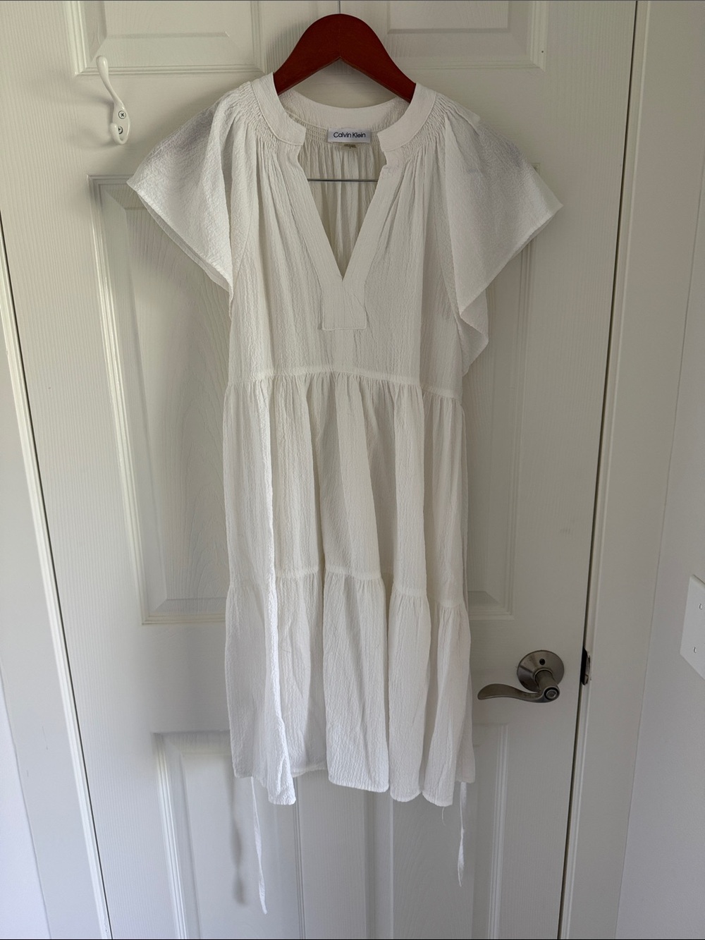 Calvin Klein White Tiered V-Neck Flutter-Sleeve Midi Dress